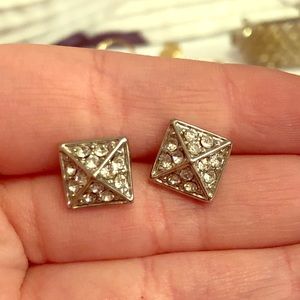 Square studs